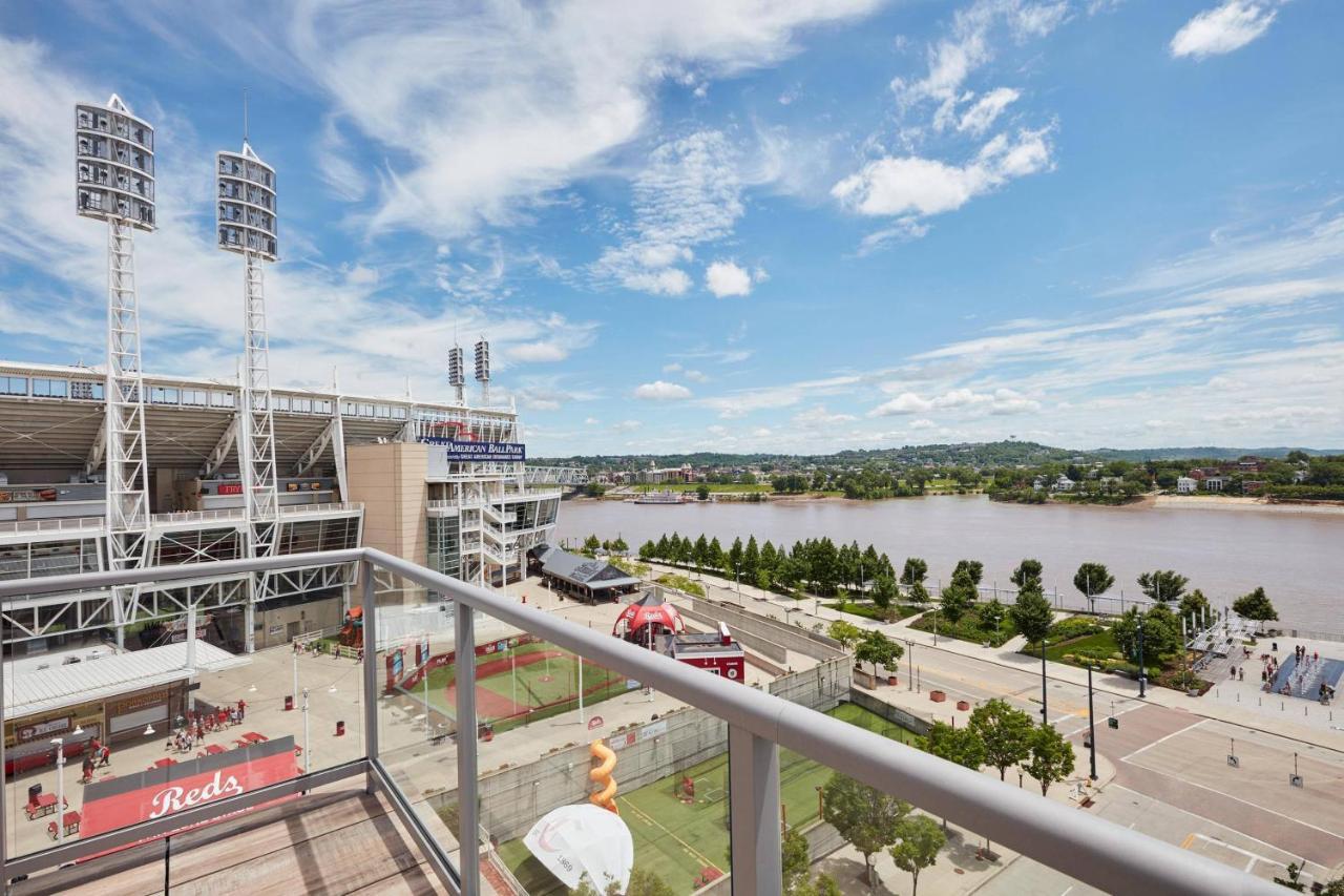 Ac Hotel By Marriott Cincinnati At The Banks Exteriör bild