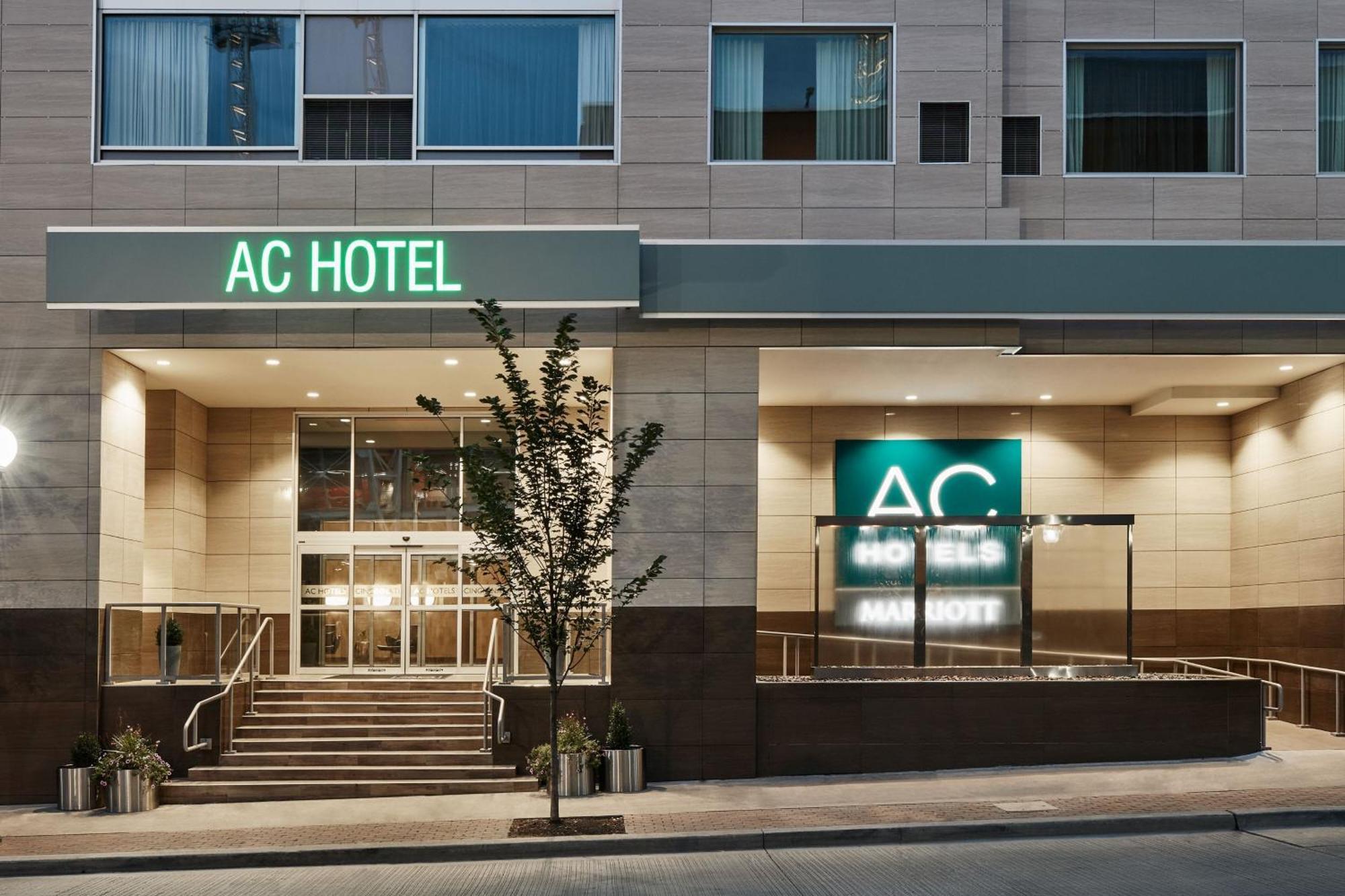 Ac Hotel By Marriott Cincinnati At The Banks Exteriör bild