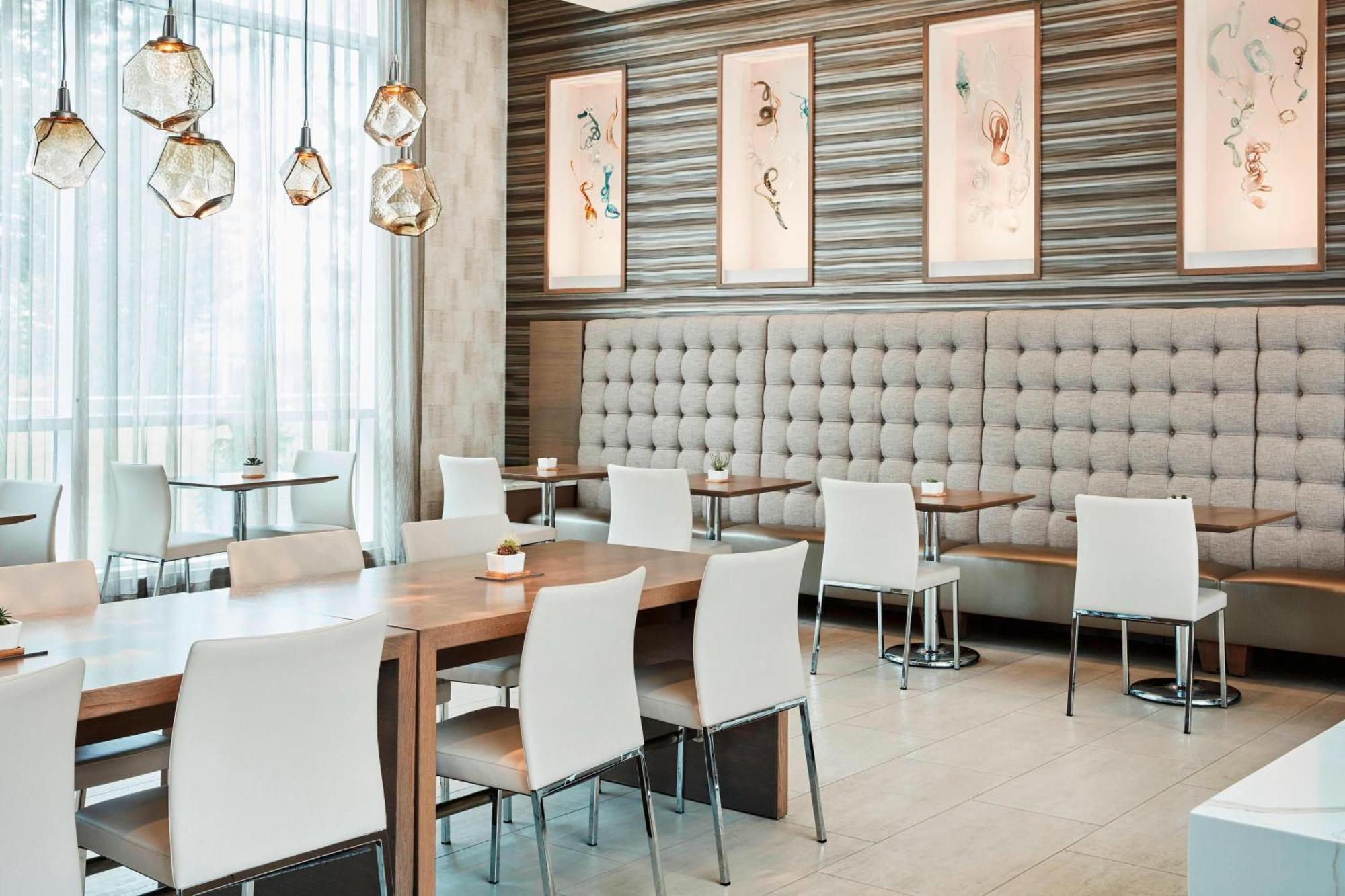 Ac Hotel By Marriott Cincinnati At The Banks Exteriör bild