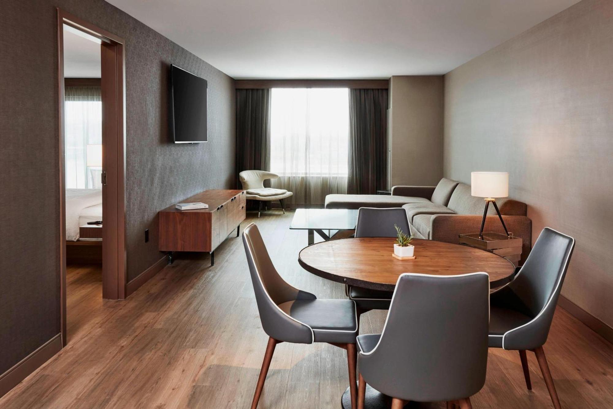 Ac Hotel By Marriott Cincinnati At The Banks Exteriör bild